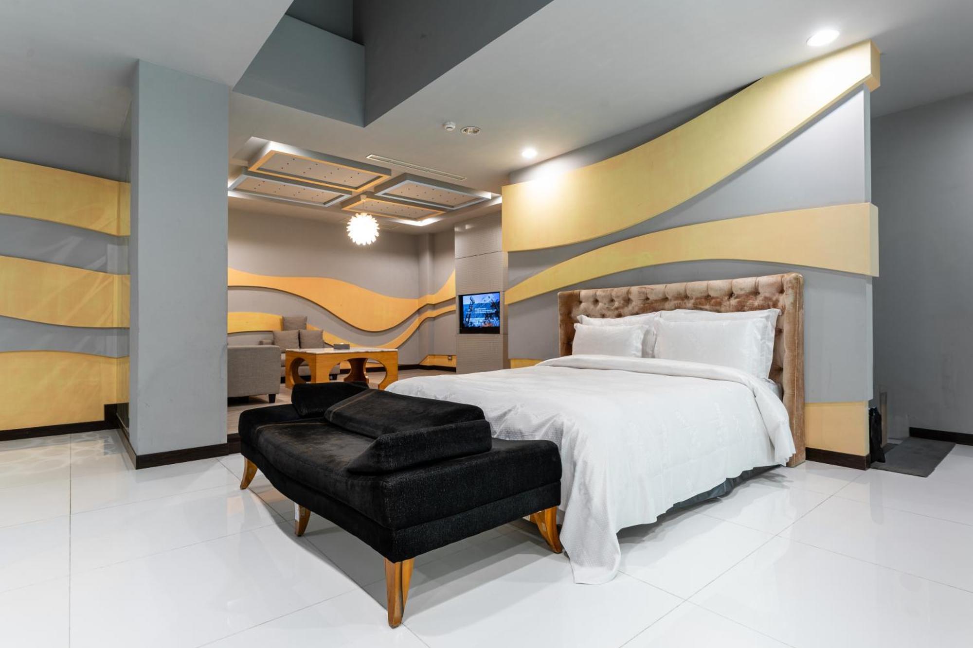 Ohya Chain Boutique Motel-Синьин Экстерьер фото