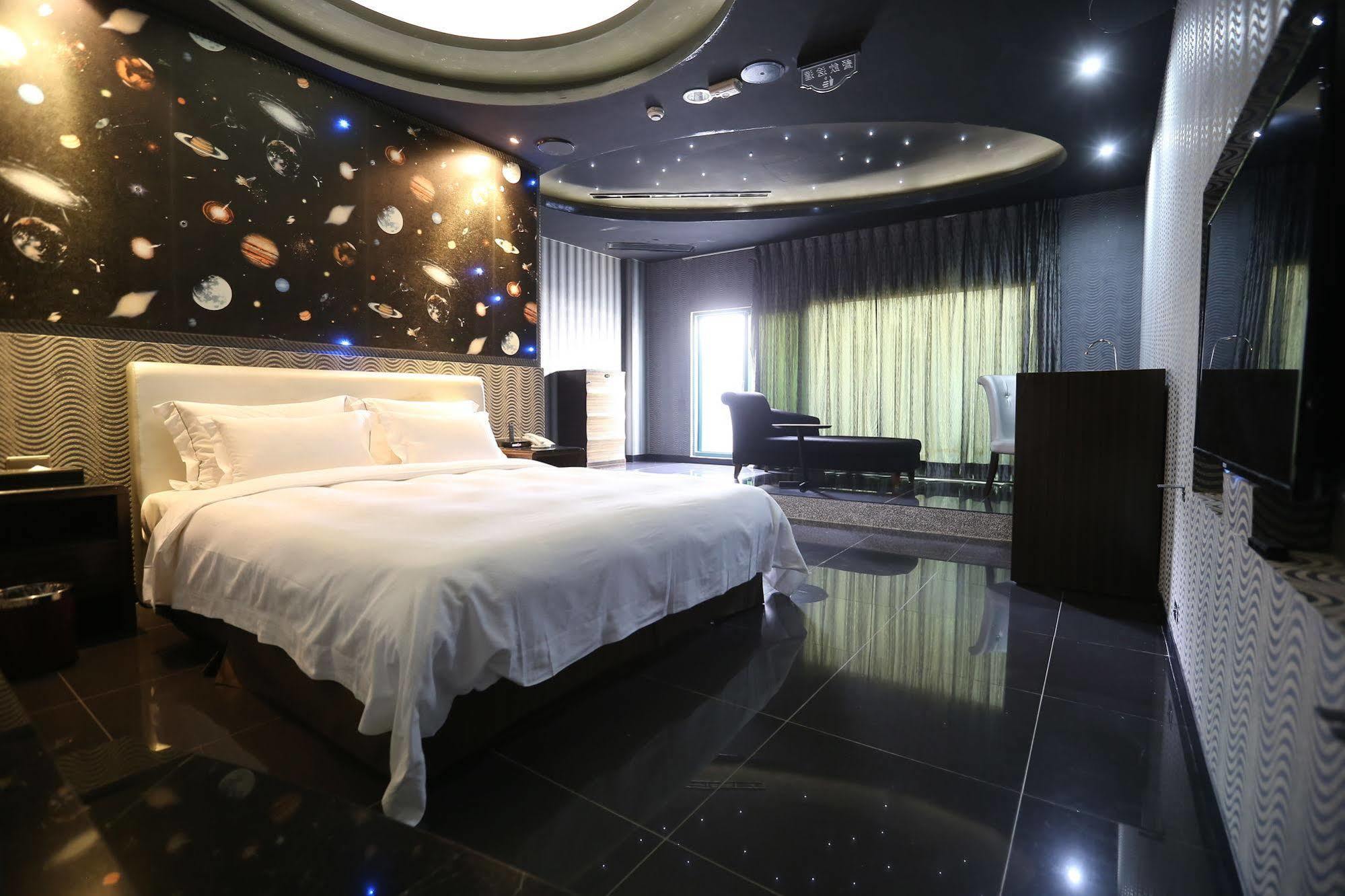 Ohya Chain Boutique Motel-Синьин Экстерьер фото